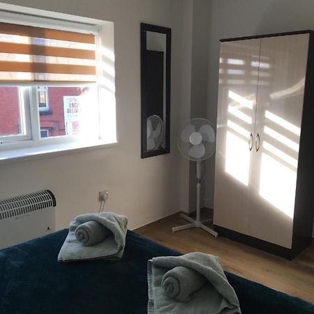 Modern 1 Bedroom Flat Perfect For Match Or City Break Ливърпул Екстериор снимка